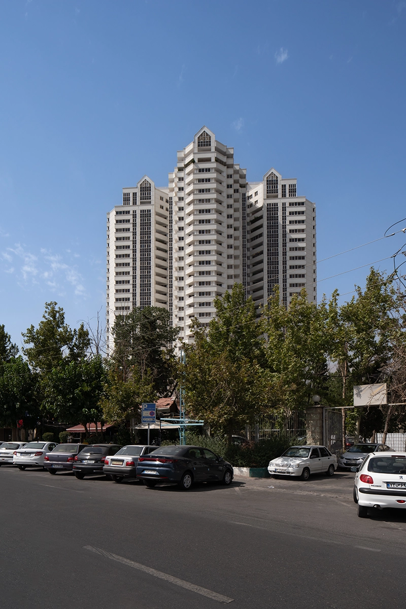 Omid Gholampour & Associates-Residential & Commercial & office Building- Iran Zamin Tower - Tehran7